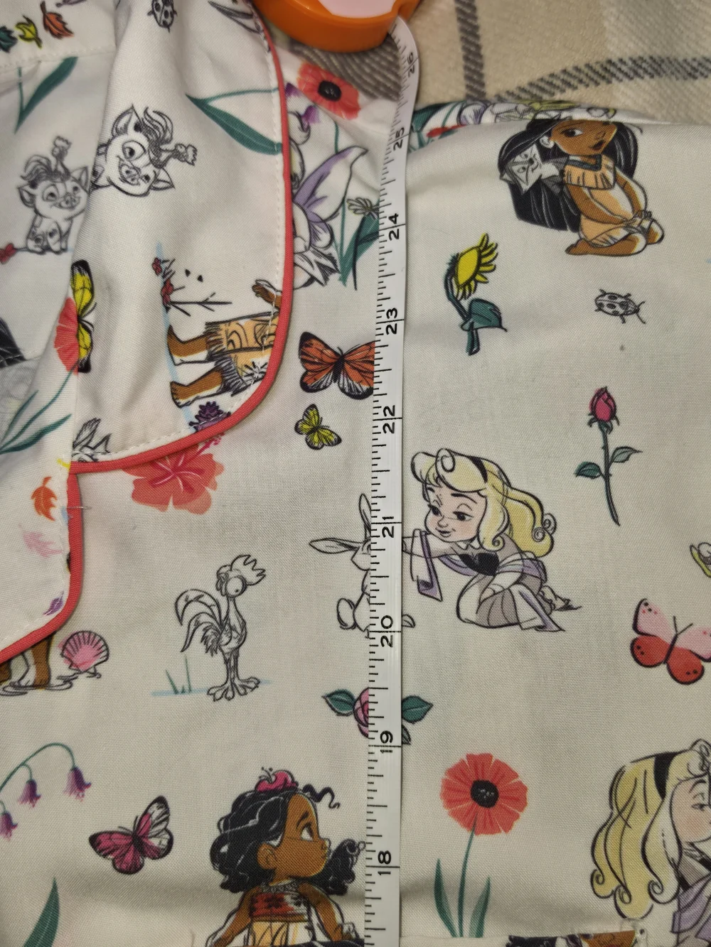 Disney White Pajama Top with Multicolor Princess Print - Picture 4 of 6